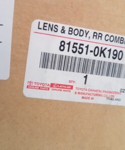 ĐÈN HẬU MIẾNG NGOÀI PHẢI VIỀN ĐEN TOYOTA FORTUNER CHÍNH HÃNG 815510K190